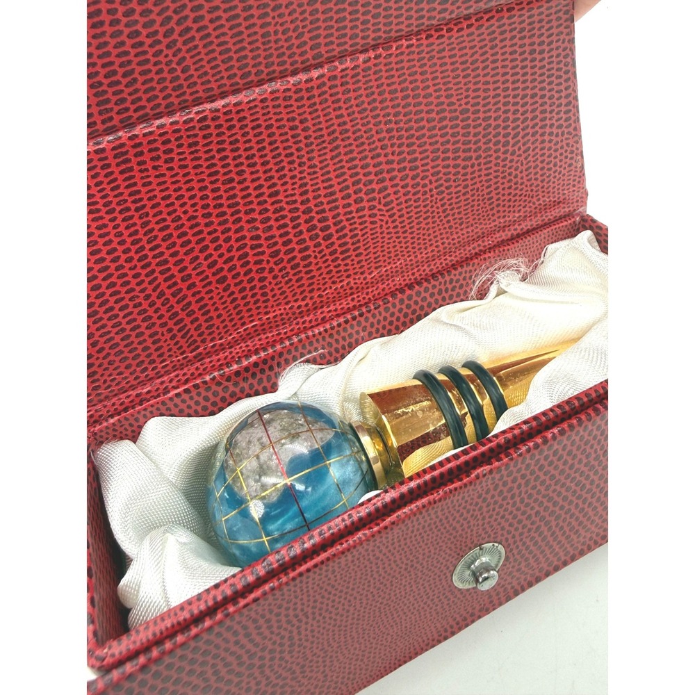 Resin Globe Wine Bottle Stopper Blue Gold Tone Inlaid World Elegant Gift Boxed